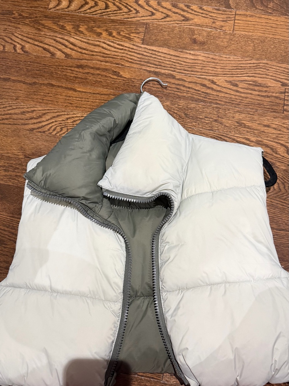 Reversible Kids Puffer Vest - Light Gray and Olive